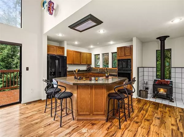 8515 316th PL SE, Preston, WA 98050