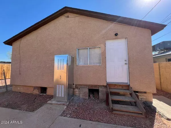 6630 N 53RD Drive, Glendale, AZ 85301