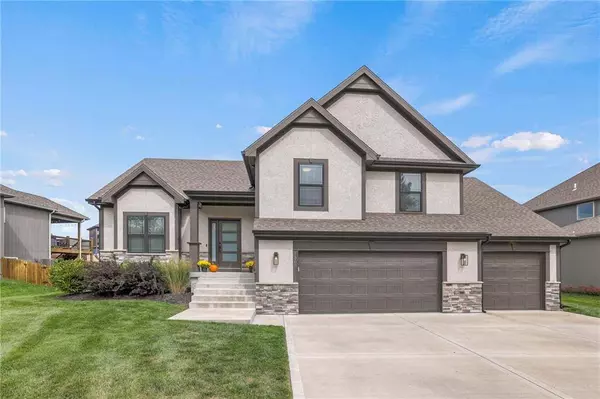 1308 NW 94th ST, Kansas City, MO 64155