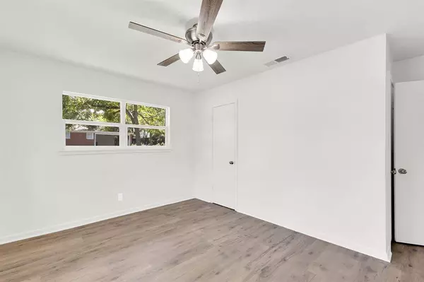 827 S PALMER, Tyler, TX 75701