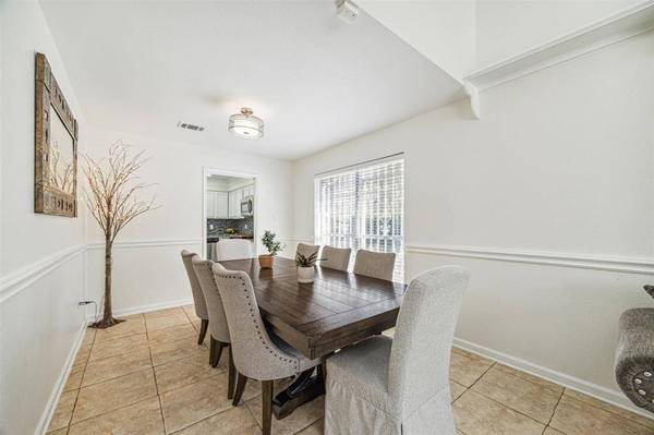 15318 Beechnut ST, Houston, TX 77083