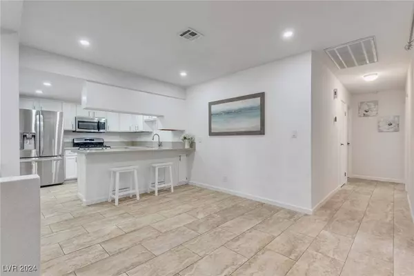 6525 Brushwood Lane, Las Vegas, NV 89107