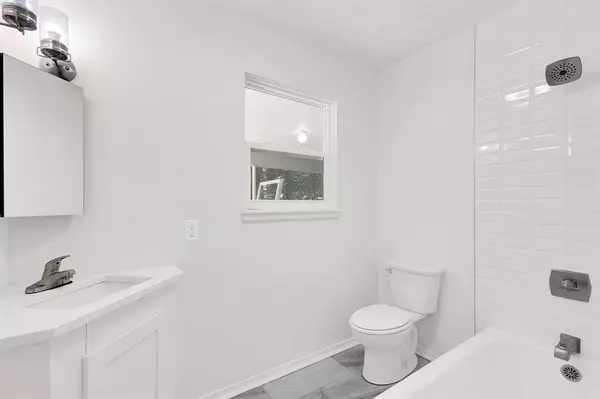 827 S PALMER, Tyler, TX 75701