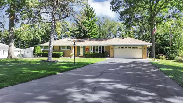 6N355 Spring CT, Medinah, IL 60157