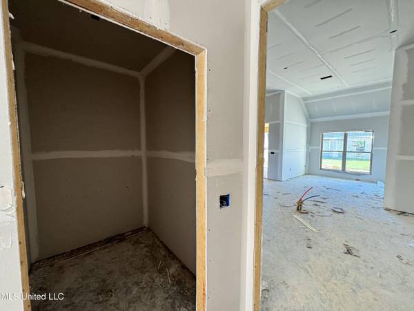 1010 Kensington Drive, Flowood, MS 39232