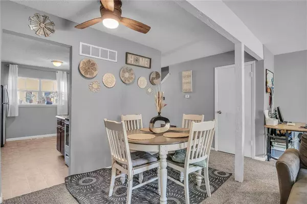 11247 Calico DR, Kansas City, MO 64137