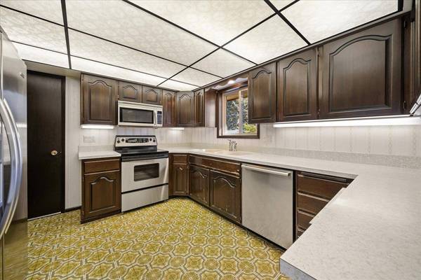 921 E Brooklawn Dr, Spokane, WA 99208