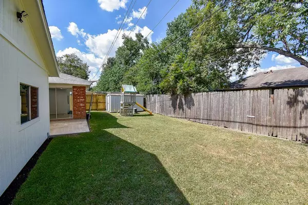 14319 Crosshaven DR, Houston, TX 77015