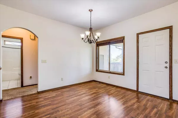 7104 S Kansas St, Haysville, KS 67060