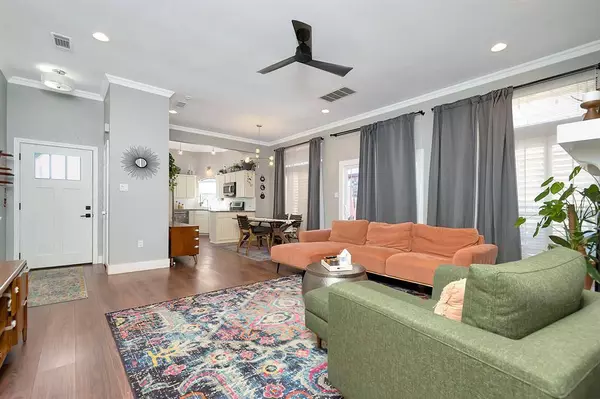 1504 Briarcrest Drive, Grapevine, TX 76051