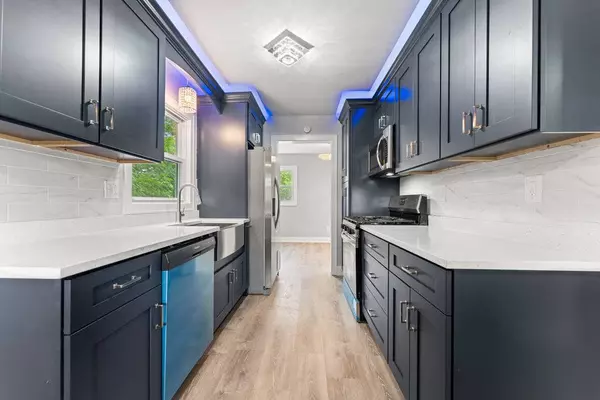 2229 123rd ST, Blue Island, IL 60406