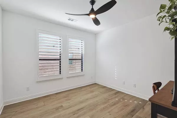 2904 Buckskin Lane, Northlake, TX 76247