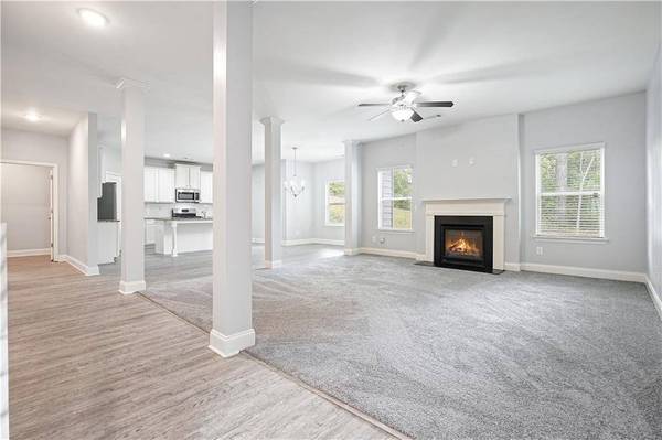 137 Wentworth LN, Villa Rica, GA 30180