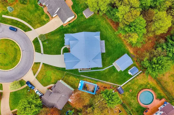 4267 MEADOW Court, Port Huron, MI 48060 1639