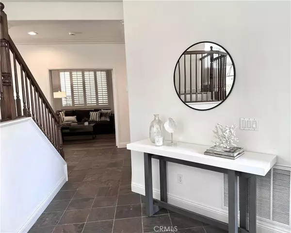 20 Via Perico, Rancho Santa Margarita, CA 92688