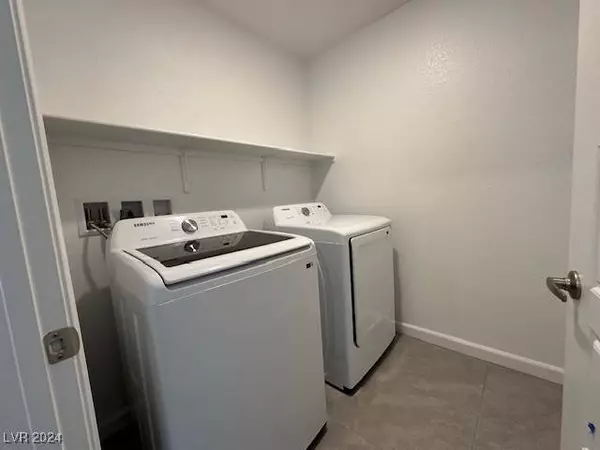 3443 Golden Chariot Avenue, Las Vegas, NV 89106