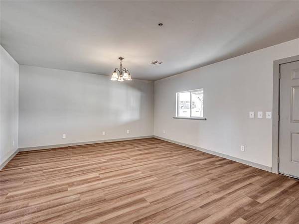 2700 Cobalt Court #NW, Piedmont, OK 73078