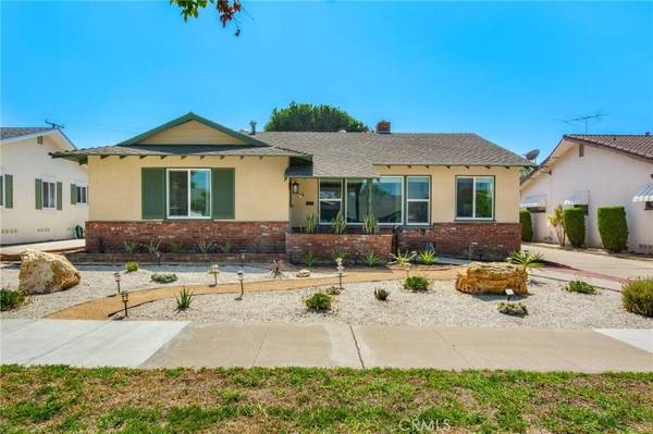 1402 E Madison Avenue, Orange, CA 92867