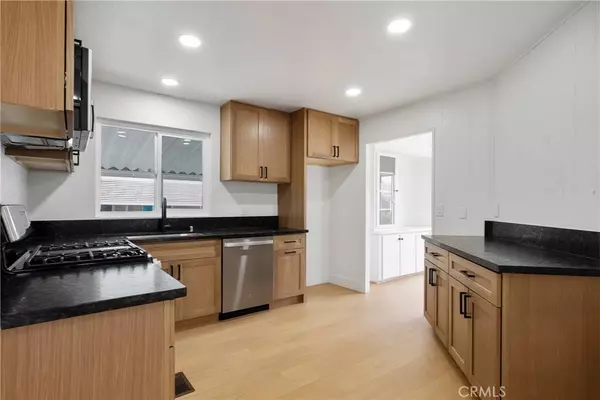 1919 W Coronet AVE #40, Anaheim, CA 92801