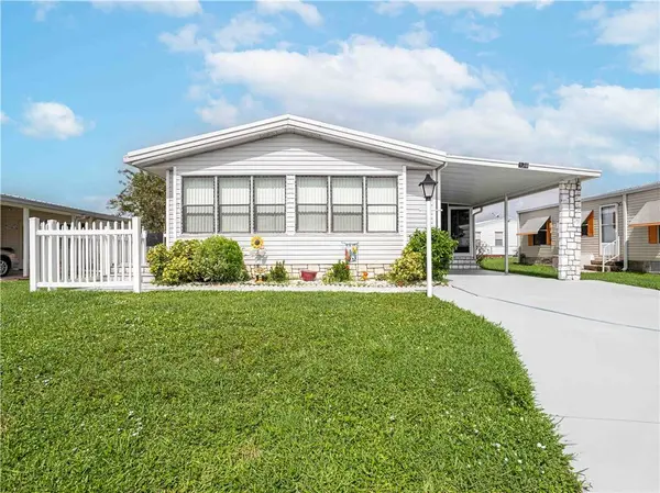 920 Hyacinth CIR, Sebastian, FL 32976