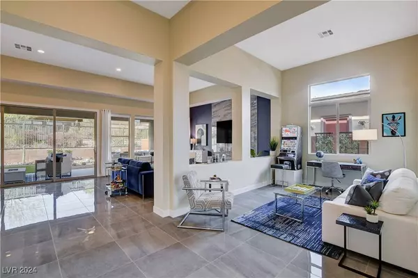 6703 Titanium Crest Street, Las Vegas, NV 89148