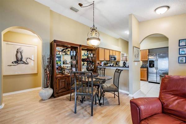 4422 COUNTRY HILLS BLVD, Plant City, FL 33563