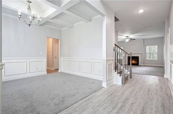 137 Wentworth LN, Villa Rica, GA 30180