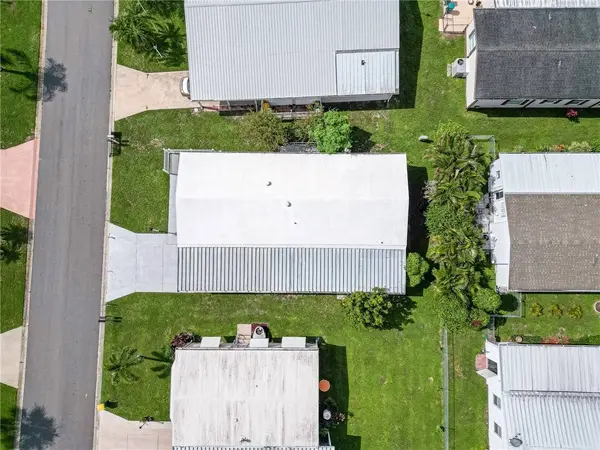 920 Hyacinth CIR, Sebastian, FL 32976