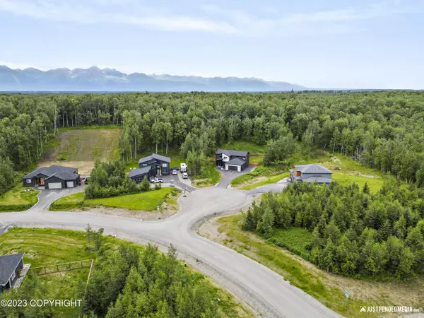L18 B2 E Windy Woods LOOP, Palmer, AK 99645