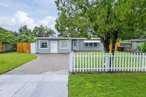 2014 PINEWAY DR, Orlando, FL 32839