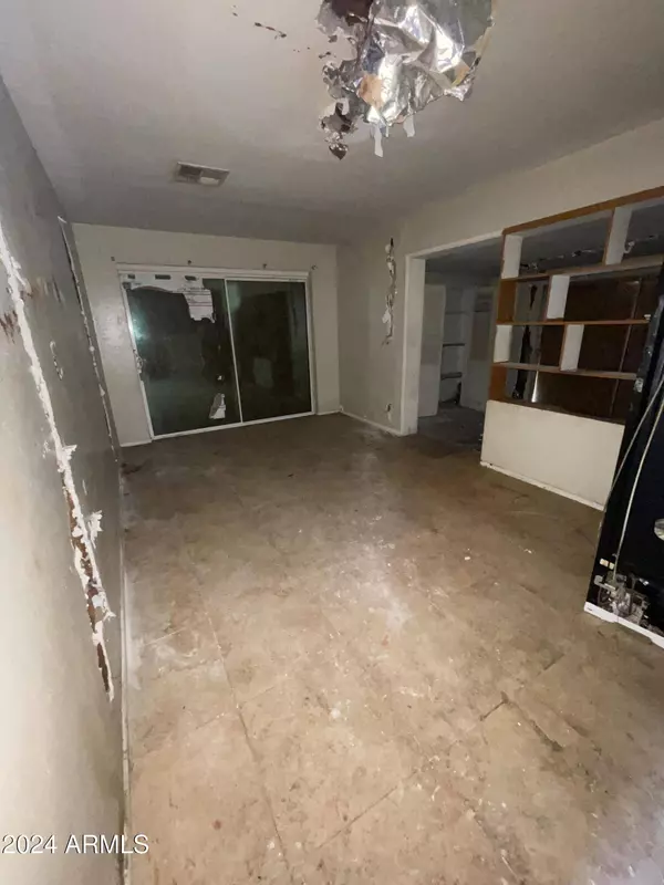 3641 W HAZELWOOD Street, Phoenix, AZ 85019