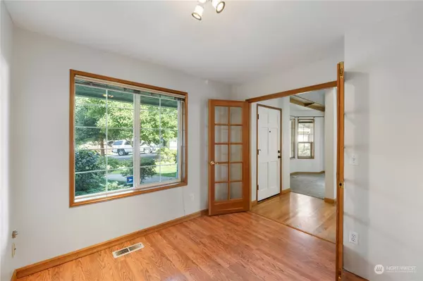 17223 90th AVE E, Puyallup, WA 98375