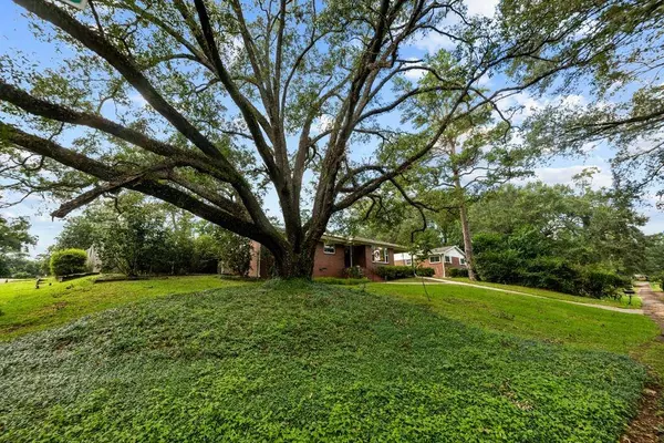 1122 Rosewood, Tallahassee, FL 32301