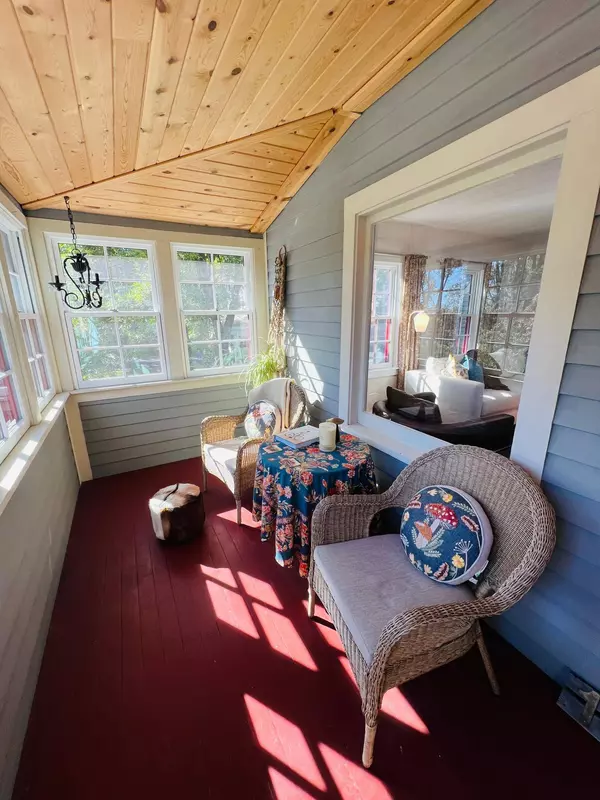 1410 4th ST N, Stillwater, MN 55082