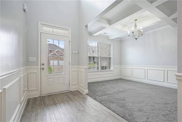 137 Wentworth LN, Villa Rica, GA 30180