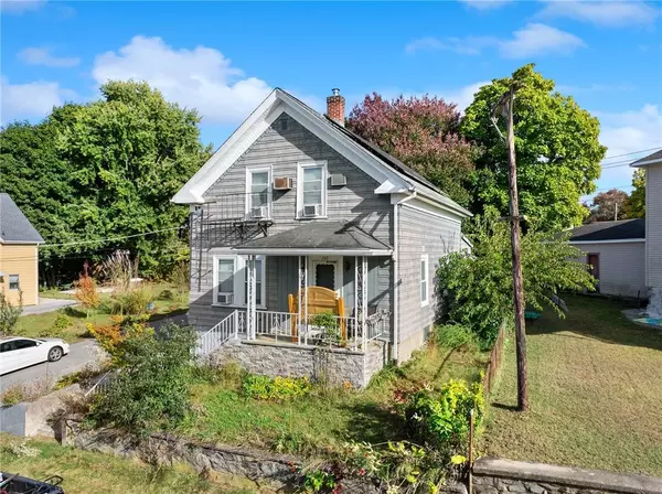 268 Cottage ST, Woonsocket, RI 02895