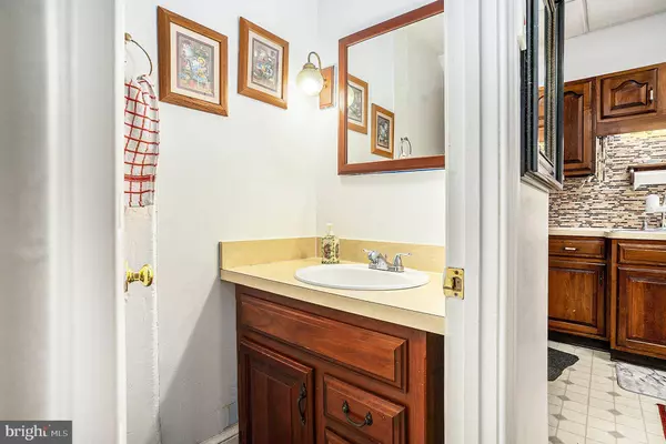 107 WALNUT ST #107-C, Pottstown, PA 19464