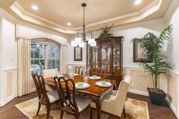 7 Moonlit Ridge CT, The Woodlands, TX 77375