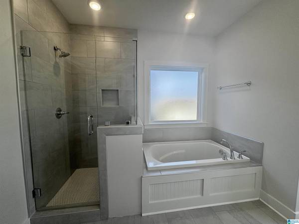 208 SAWMILL LOOP, Birmingham, AL 35242