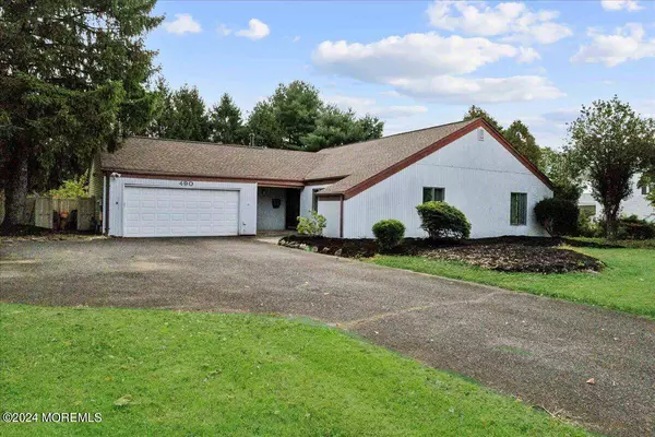 490 Iron Bridge Road, Freehold, NJ 07728