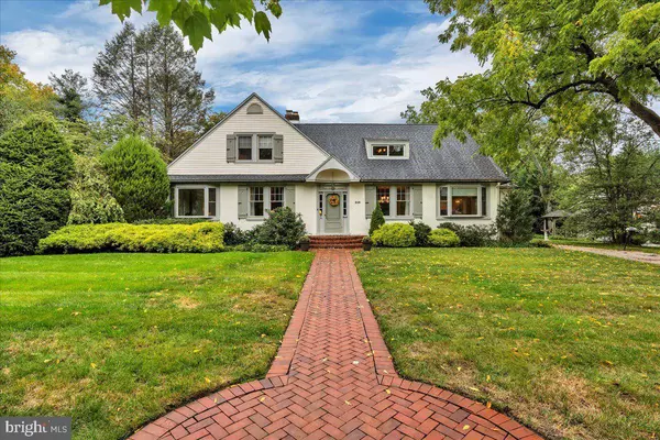 316 CHEWS LANDING RD, Haddonfield, NJ 08033