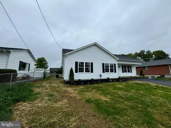 118 BLOSSOM, Winchester, VA 22602