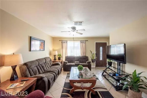 409 E Barrett Street, Henderson, NV 89011