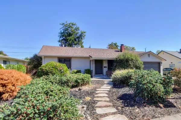 2530 Castlewood DR, Sacramento, CA 95821