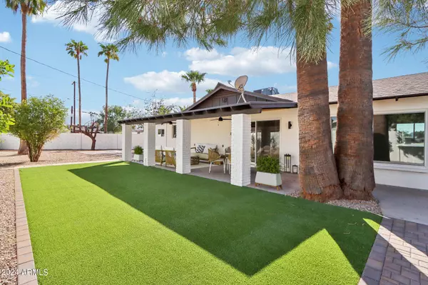 8755 E PALM Lane, Scottsdale, AZ 85257