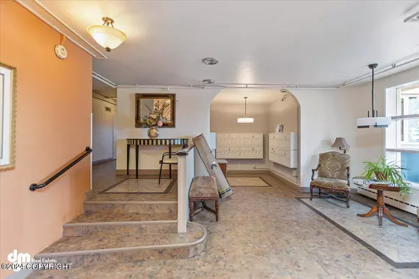 1110 W 6th AVE #102, Anchorage, AK 99501