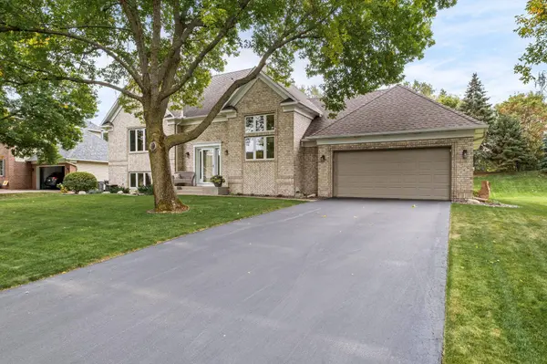 2267 Boulder RD, Chanhassen, MN 55317