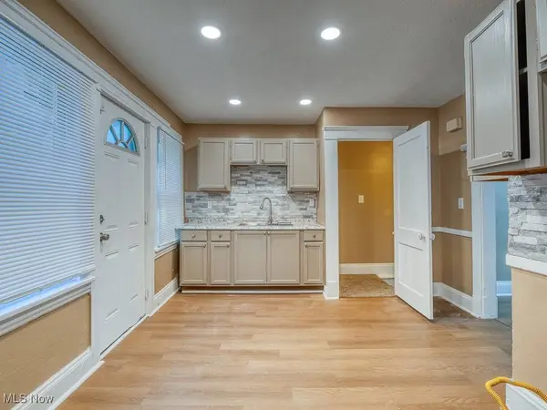 2943 E 130th ST, Cleveland, OH 44120