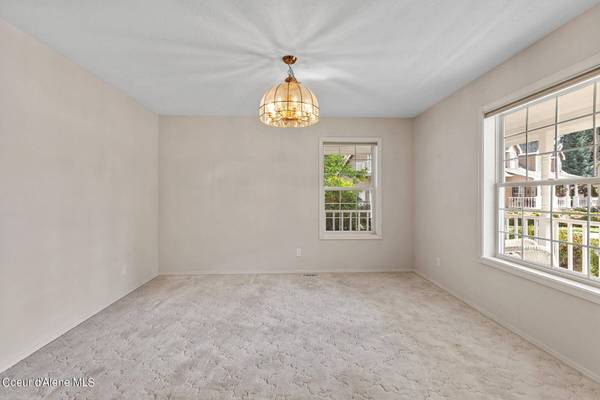 503 S SHORELINE CT, Post Falls, ID 83854