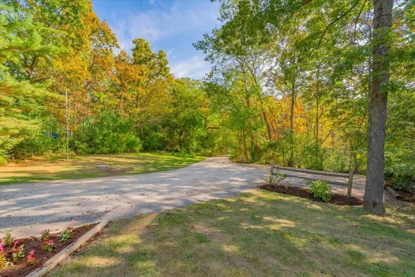 7729 N Tocoho Trail, Edgerton, WI 53534